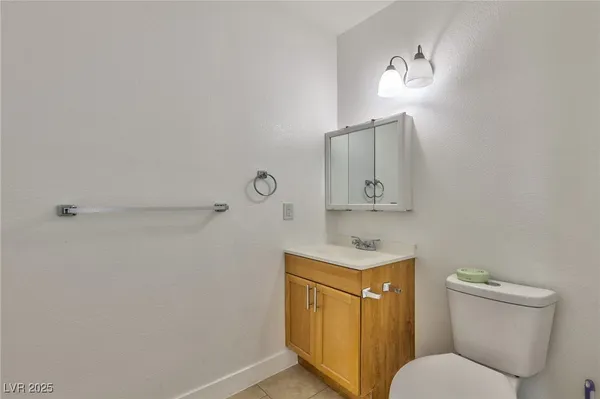$895 | 339 North 10th Street, Unit 2, Las Vegas, NV 89101