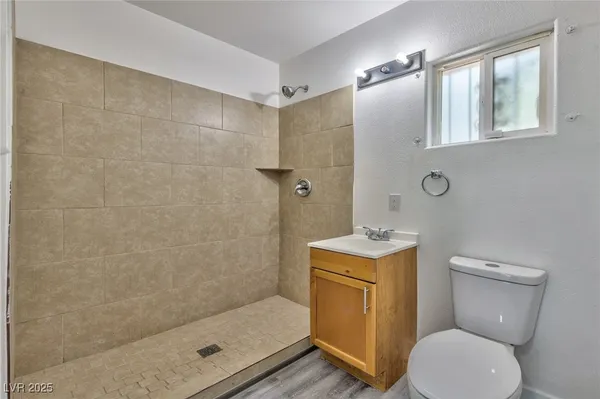 $895 | 339 North 10th Street, Unit 2, Las Vegas, NV 89101