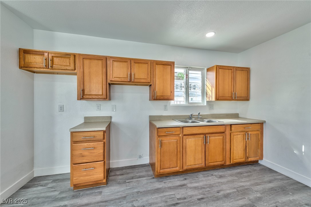 339 North 10th Street, Unit 2 Las Vegas, NV 89101 - Photo 7 of 12