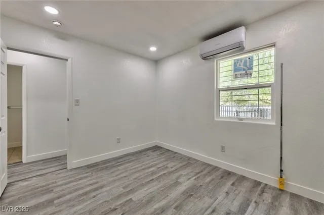 $1,095 | 339 North 10th Street, Unit 2, Las Vegas, NV 89101