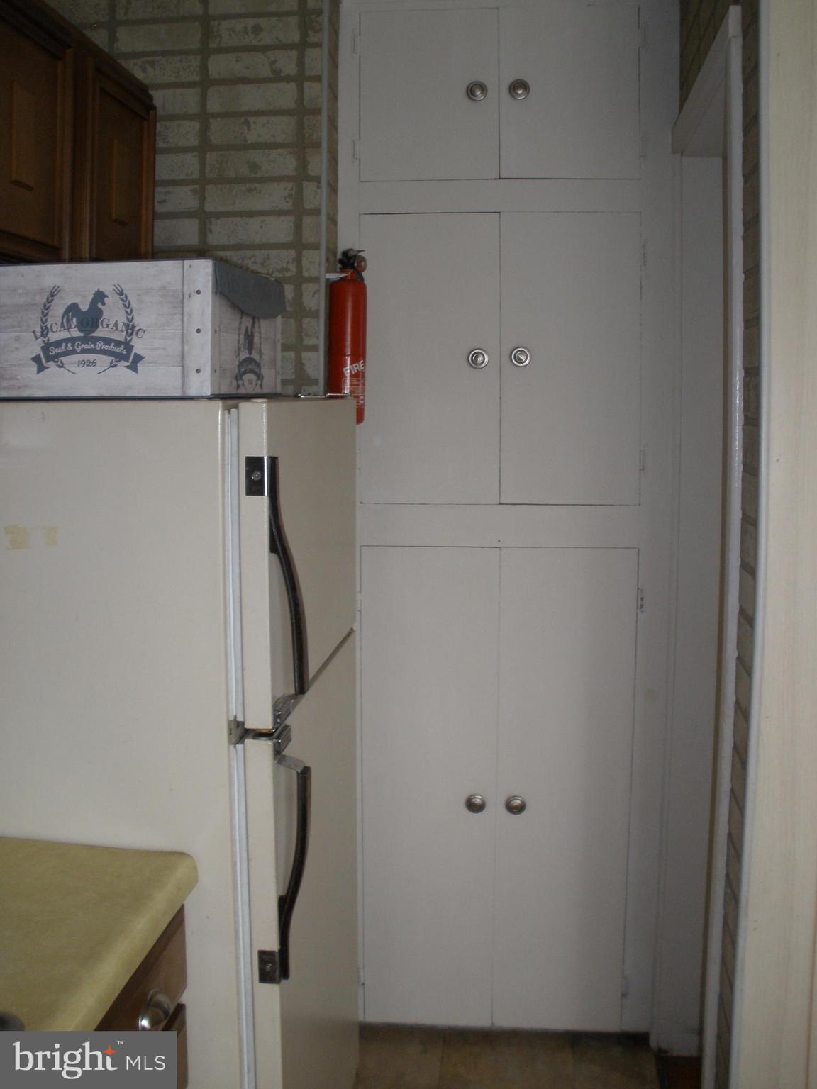 1709 Earhart Road Baltimore, MD 21221 - Photo 9 of 21 Pantry/ Storage Closet