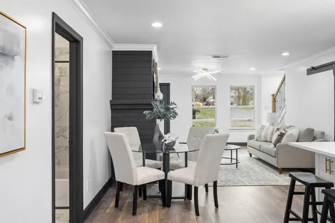 $425,000 | 220 Chamberlain Drive, Murfreesboro, TN 37129