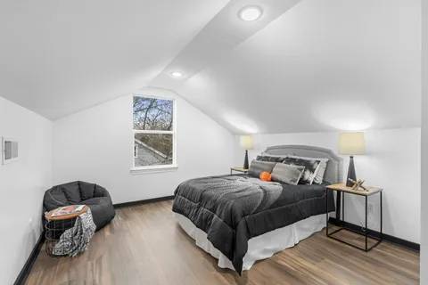 $425,000 | 220 Chamberlain Drive, Murfreesboro, TN 37129