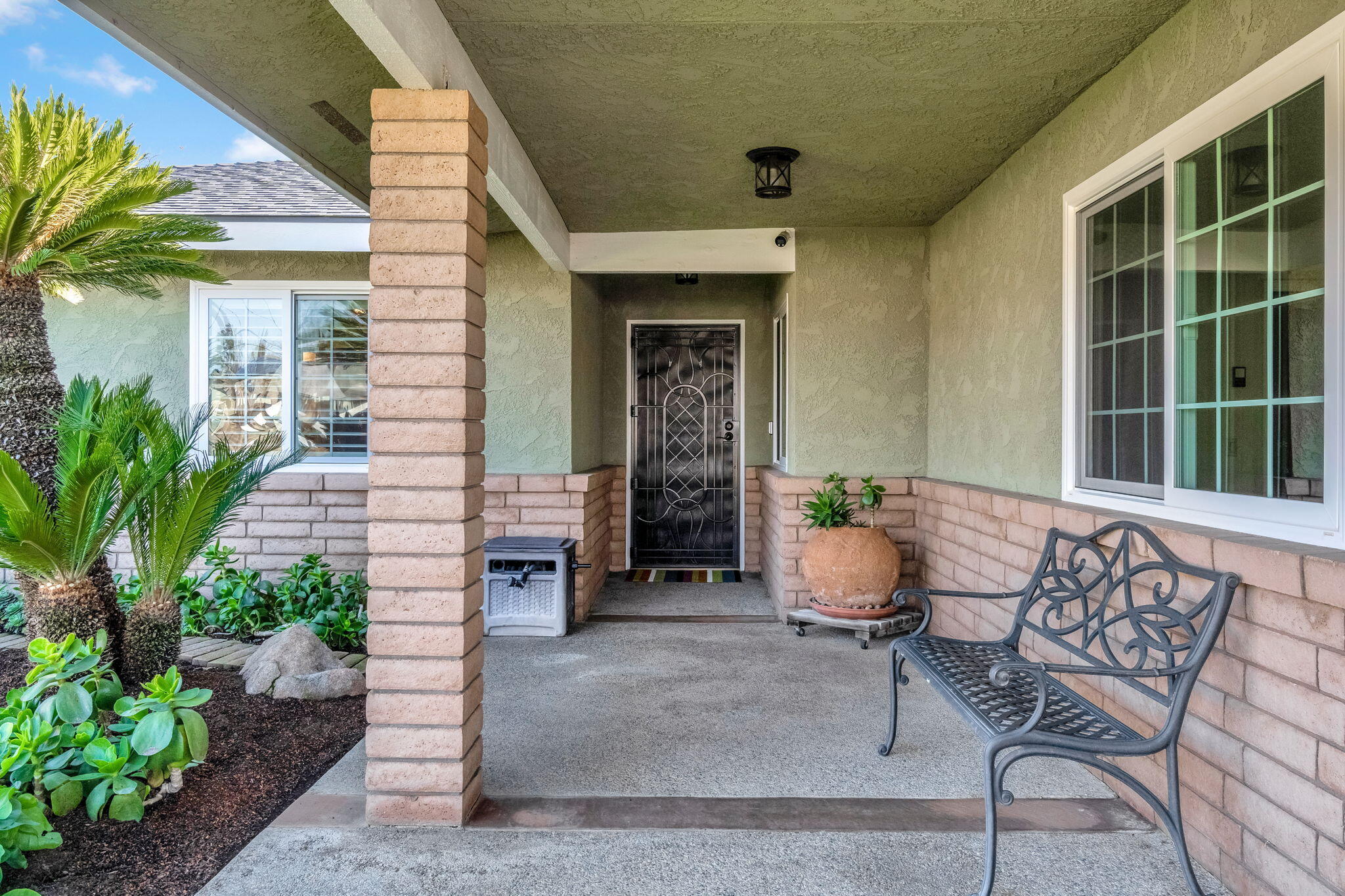 505 Ash Street Lemoore, CA 93245 - Photo 2 of 66 7-DSC02151
