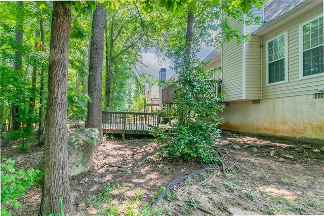 a picture of a wall with a white wall and a picture of a painting