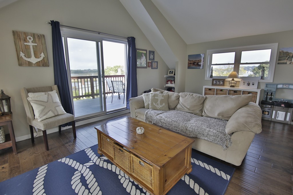 1 Breezy Point Road Gloucester, MA 01930 - Photo 6 of 27 Gallery Image 6