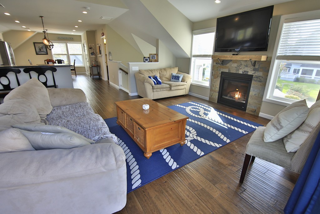 1 Breezy Point Road Gloucester, MA 01930 - Photo 7 of 27 Gallery Image 7