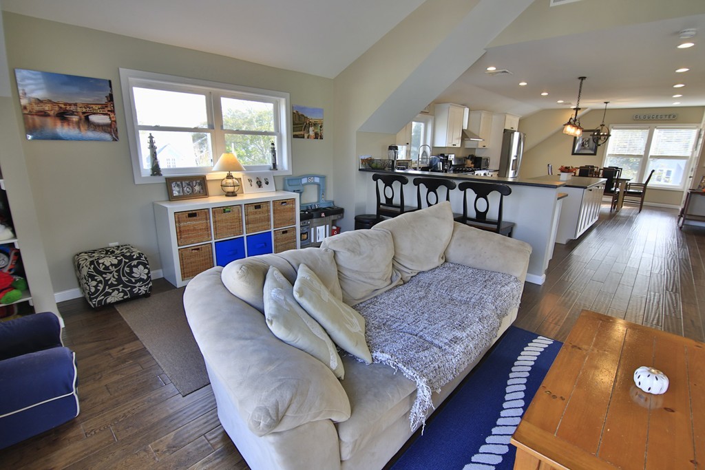 1 Breezy Point Road Gloucester, MA 01930 - Photo 8 of 27 Gallery Image 8