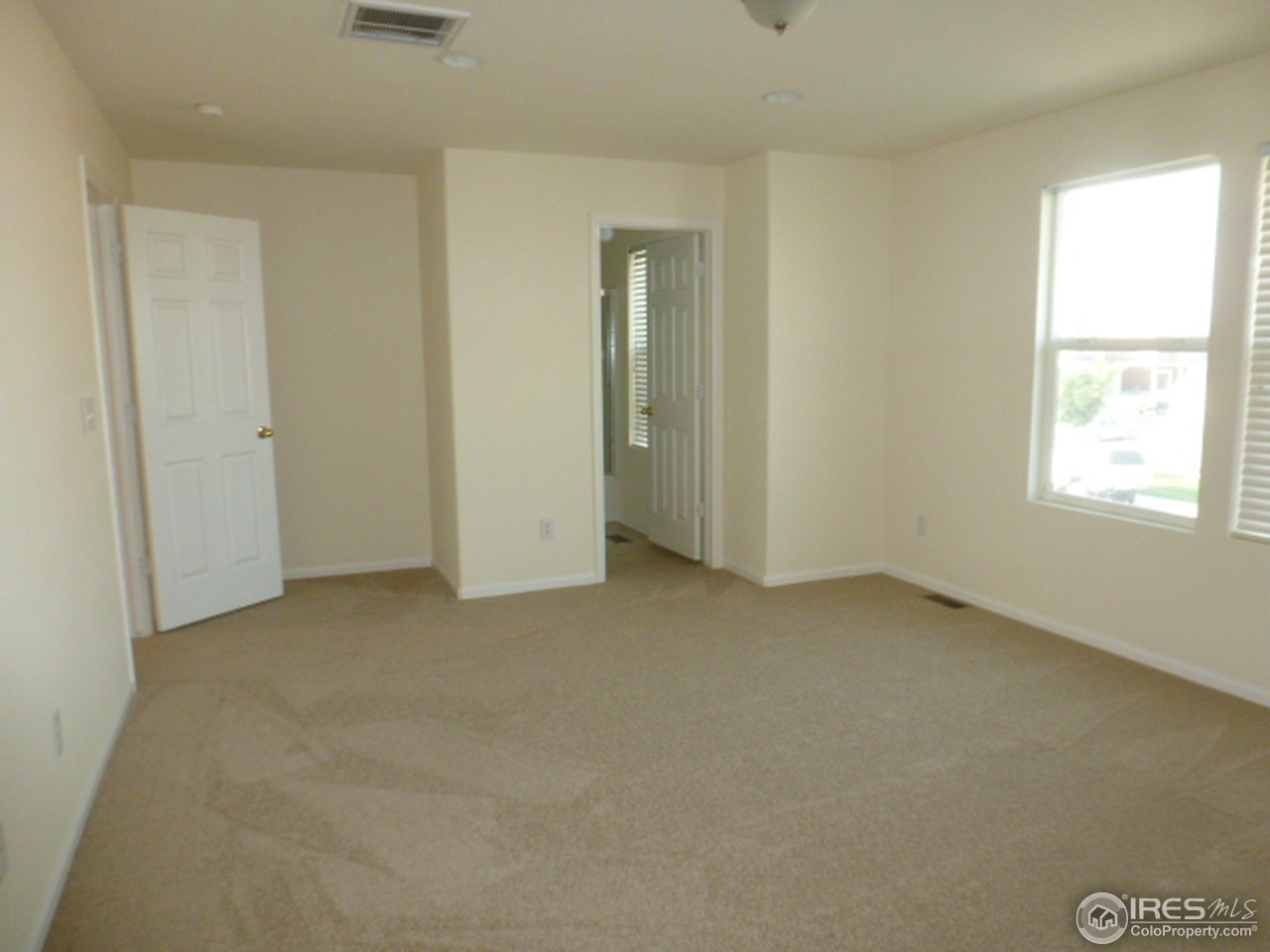 10448 Lower Ridge Road Longmont, CO 80504 - Photo 4 of 12 Gallery Image 4
