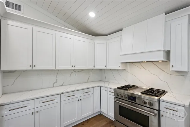 $449,600 | 2603 Livingston Avenue, Savannah, GA 31406