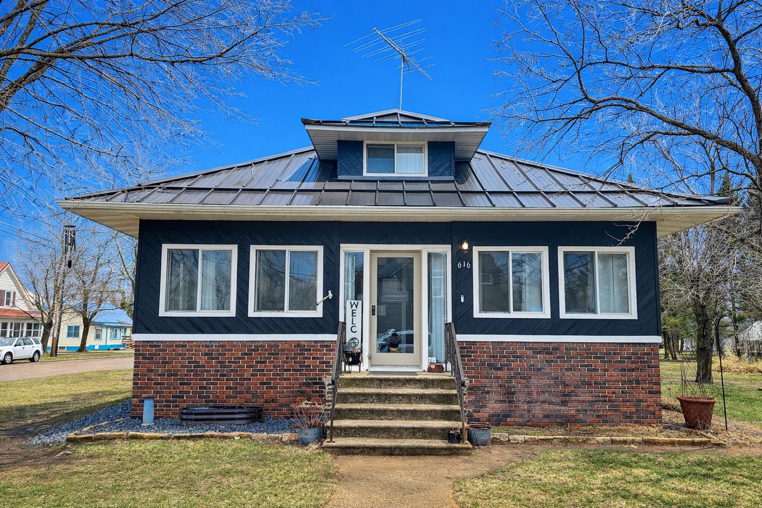 616 Northeast 3rd Street Marion, WI 54950 - Photo 1 of 49