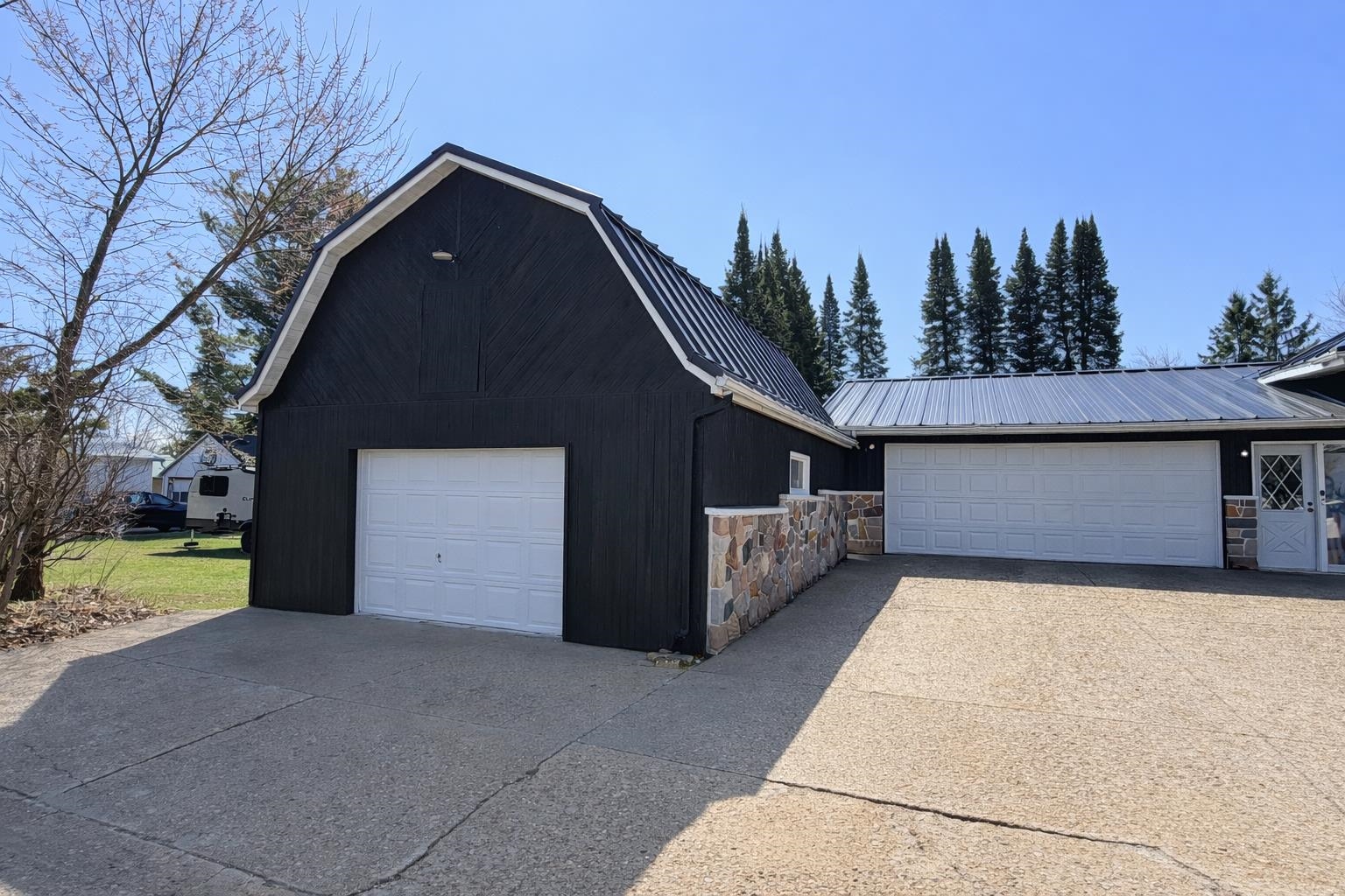 616 Northeast 3rd Street Marion, WI 54950 - Photo 5 of 49