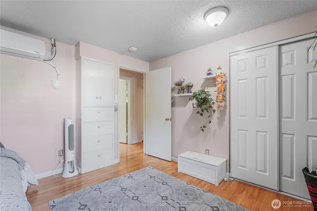 $729,000 | 2120 Seaview Street West, University Place, WA 98466