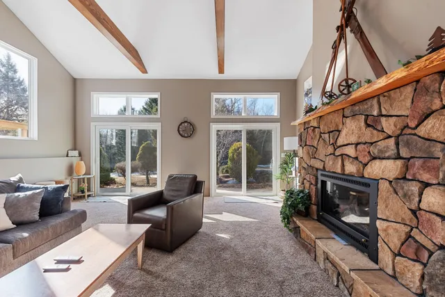 $689,000 | 5 Wildwood Drive, Campton, NH 03223