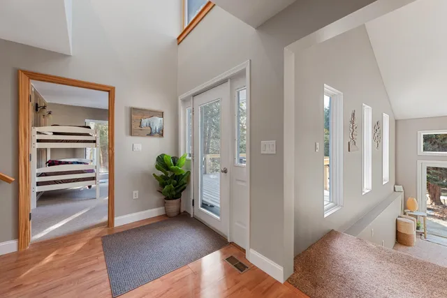 $689,000 | 5 Wildwood Drive, Campton, NH 03223