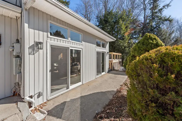 $689,000 | 5 Wildwood Drive, Campton, NH 03223