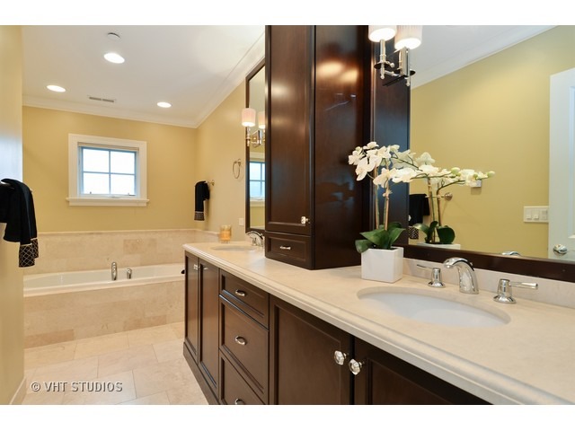 1884 Old Willow Road, Unit 1A Northfield, IL 60093 - Photo 9 of 11