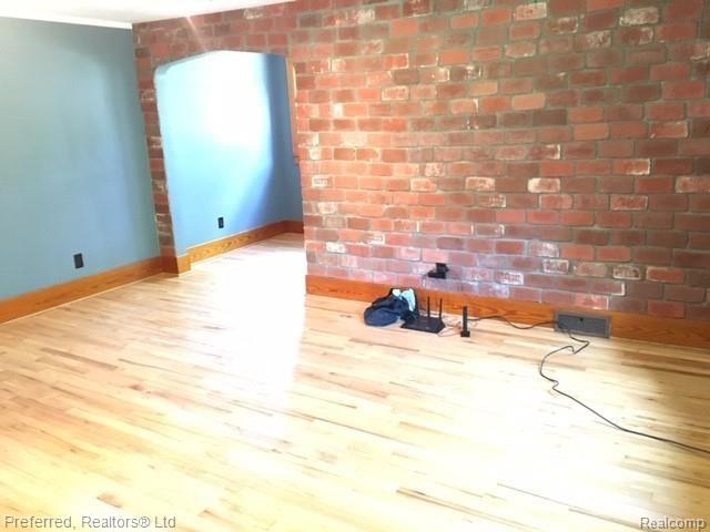 6215 Fenton Road Flint, MI 48507 - Photo 39 of 43