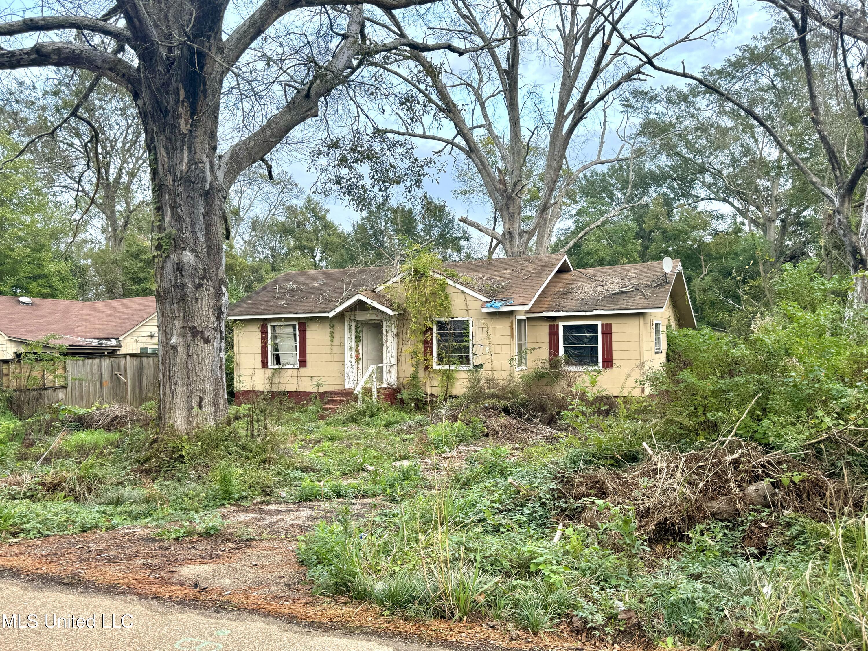 1840 Willaneel Drive Jackson, MS 39204 - Photo 1 of 1 1840 willaneel dr