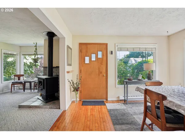 $500,000 | 710 11th Street, Oregon City, OR 97045