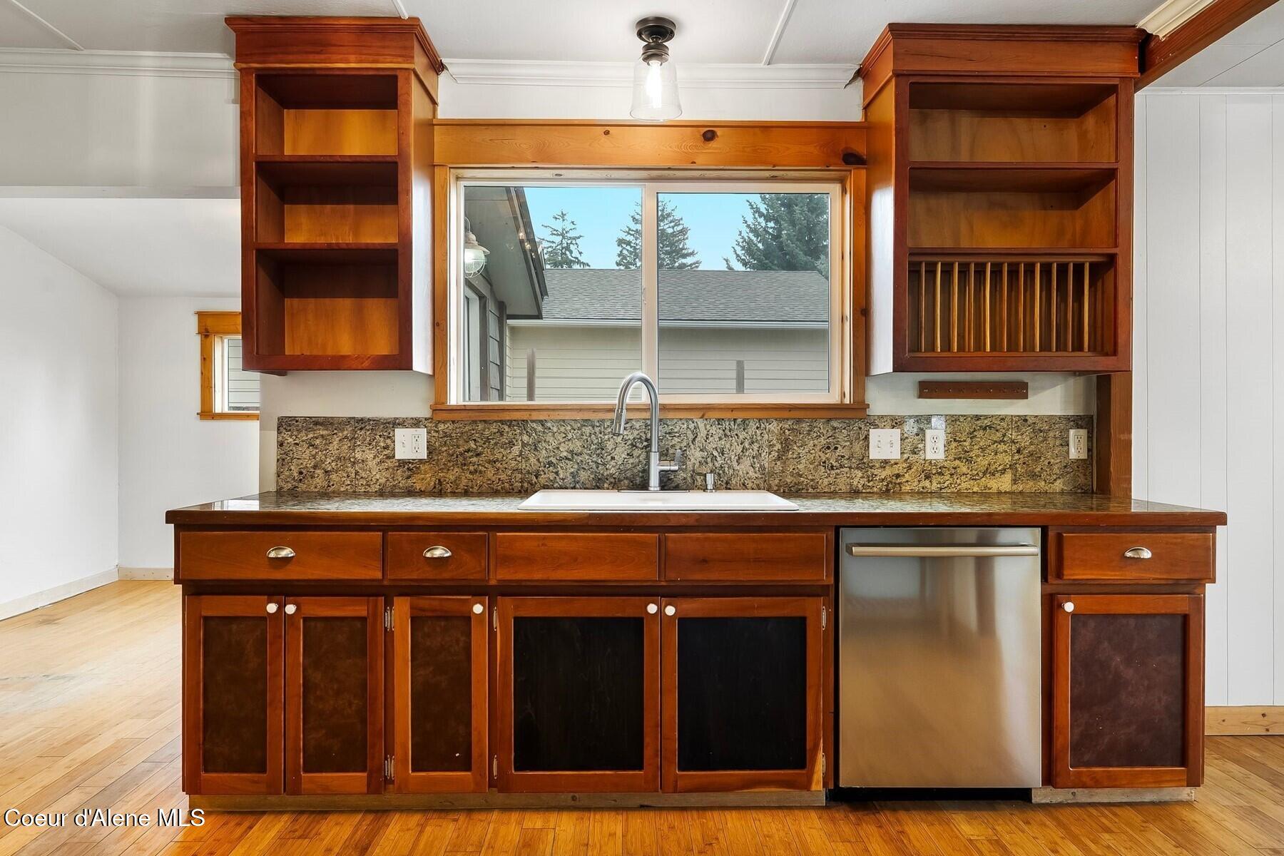 1224 Larch Street Sandpoint, ID 83864 - Photo 8 of 43 Kitchen