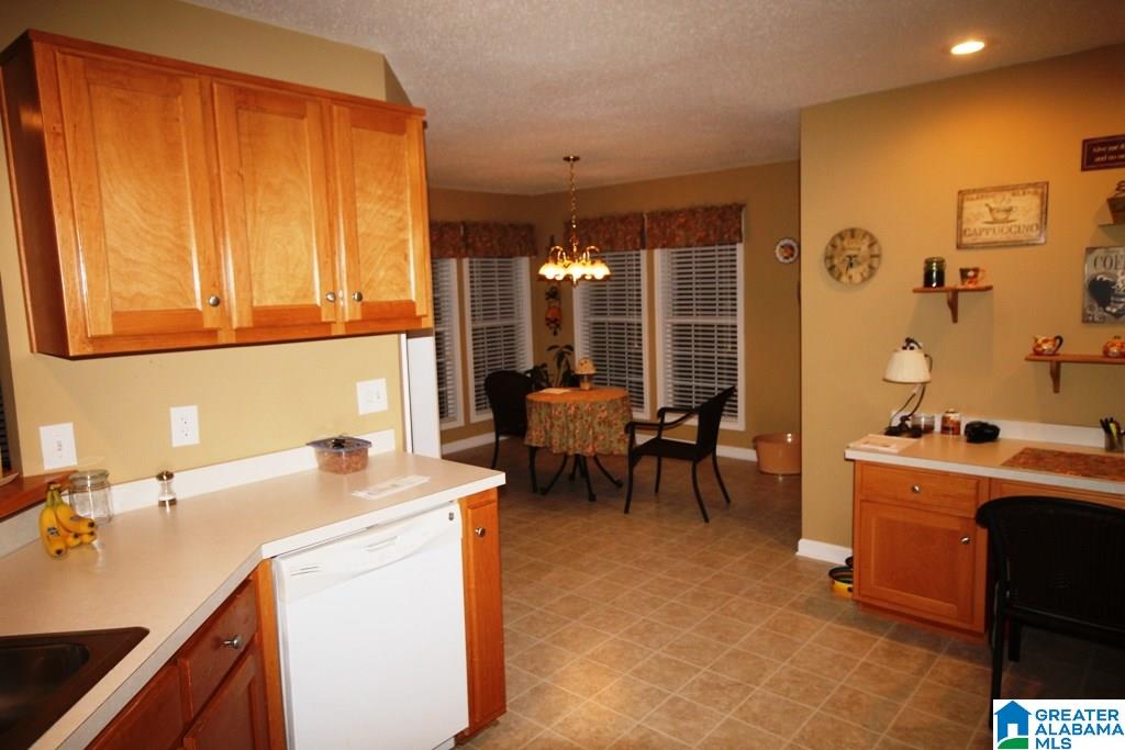 118 Hawk Pass Anniston, AL 36207 - Photo 9 of 36