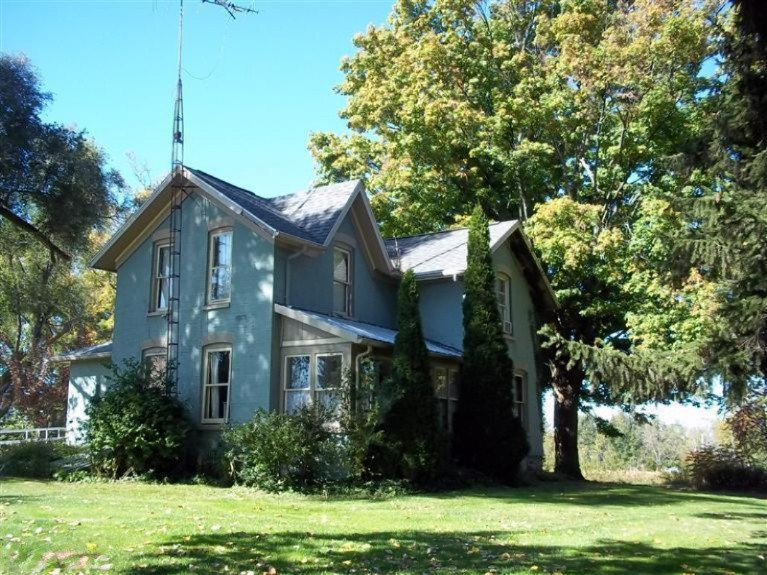 146 North Stringtown Road Quincy, MI 49082 - Photo 1 of 17 Primary Photo