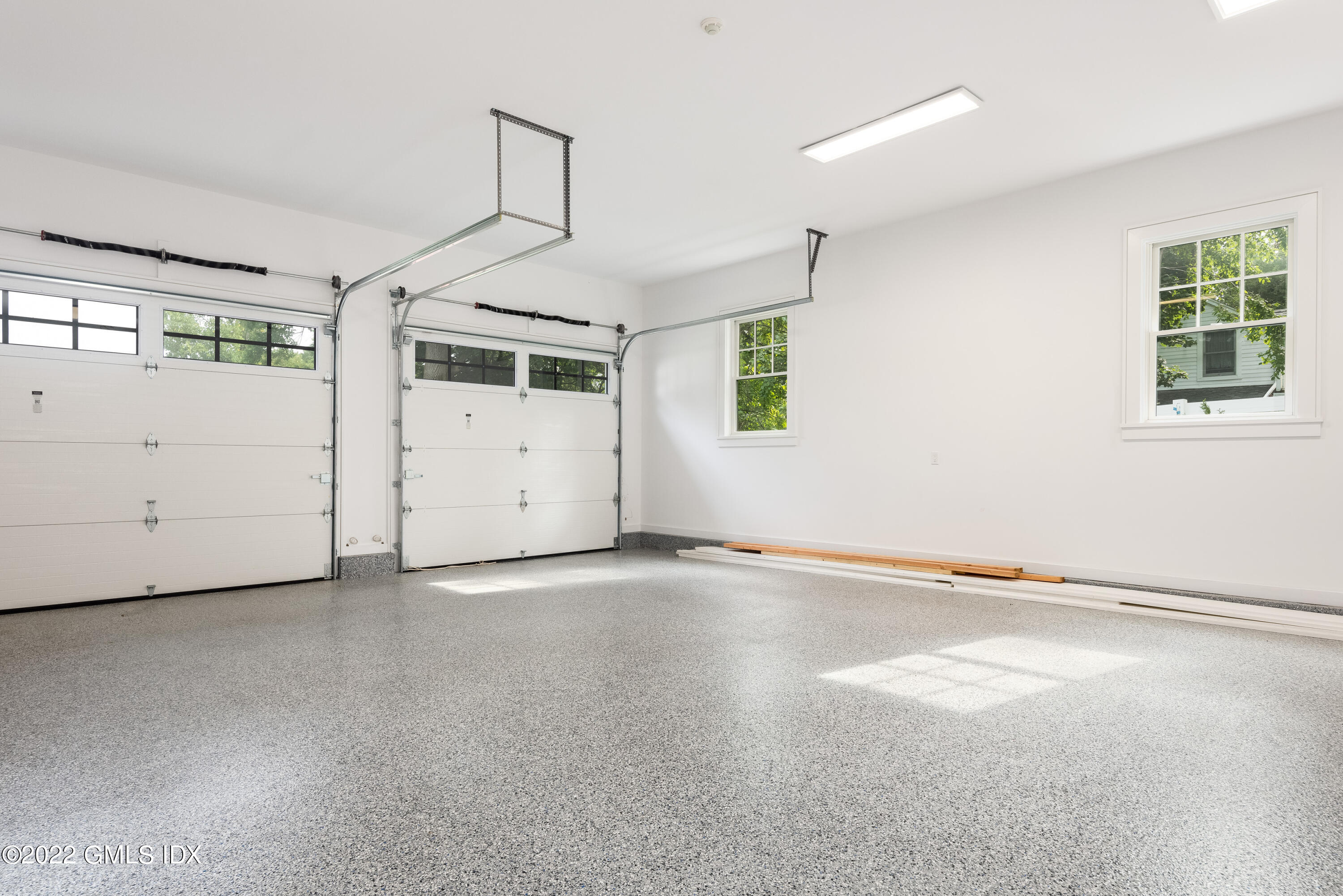 106 Sheep Hill Road Riverside, CT 06878 - Photo 52 of 53 an empty room with windows