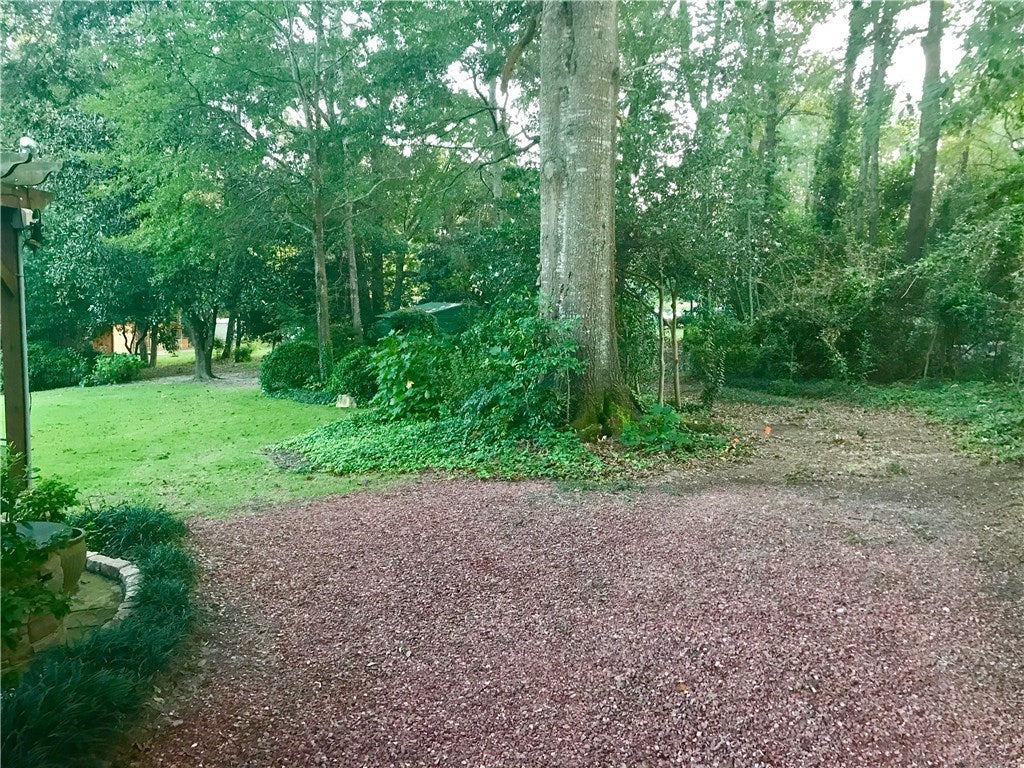 924 Moores Mill Road Auburn, AL 36830 - Photo 6 of 25 Gallery Image 6