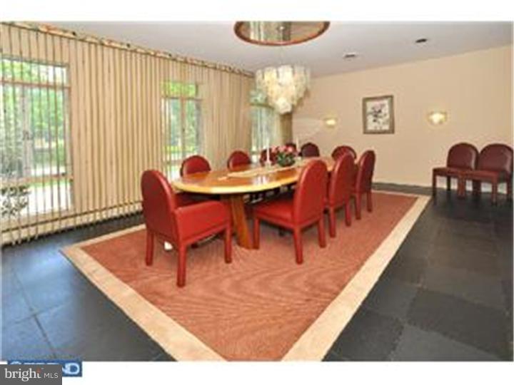 927 Frazier Road Rydal, PA 19046 - Photo 4 of 21