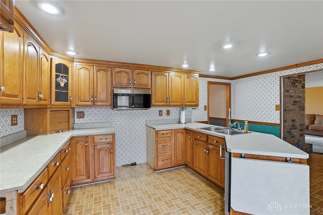 5945 Spring Creek-Stringtown Road Piqua, OH 45356 - Photo 13 of 48 Gallery Image 13