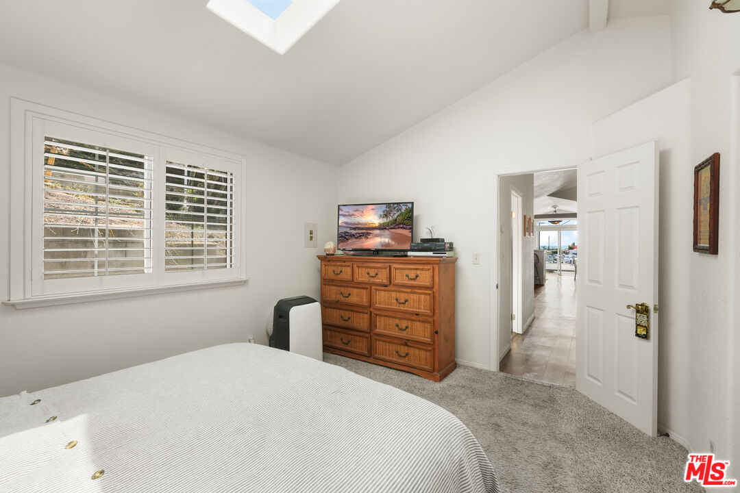 31 Paradise Cove Road Malibu, CA 90265 - Photo 14 of 25