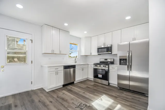 $379,900 | 16813 89th Avenue, Orland Hills, IL 60487