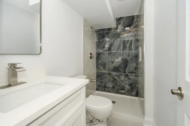 $379,900 | 16813 89th Avenue, Orland Hills, IL 60487