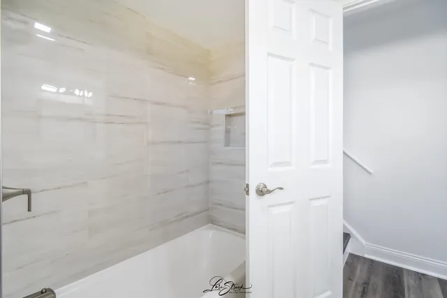 $379,900 | 16813 89th Avenue, Orland Hills, IL 60487