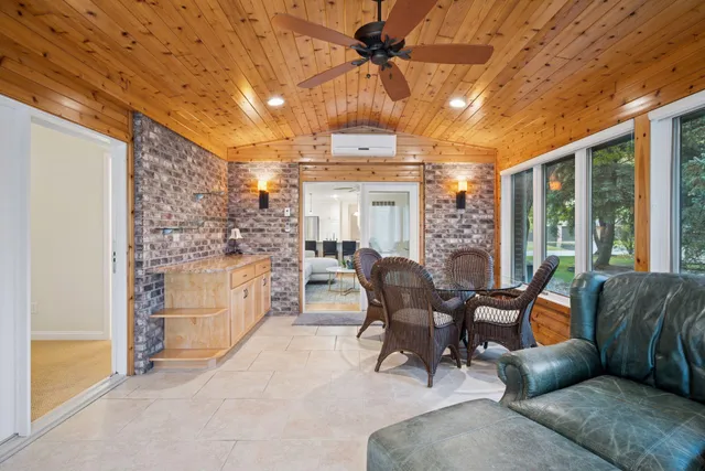 $4,000 | 145 Holly Lane North, Plymouth, MN 55447