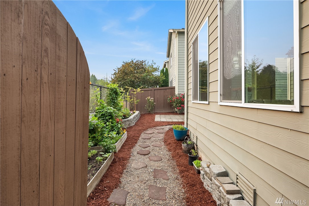 3616 183rd Place Southeast Bothell, WA 98012 - Photo 35 of 39