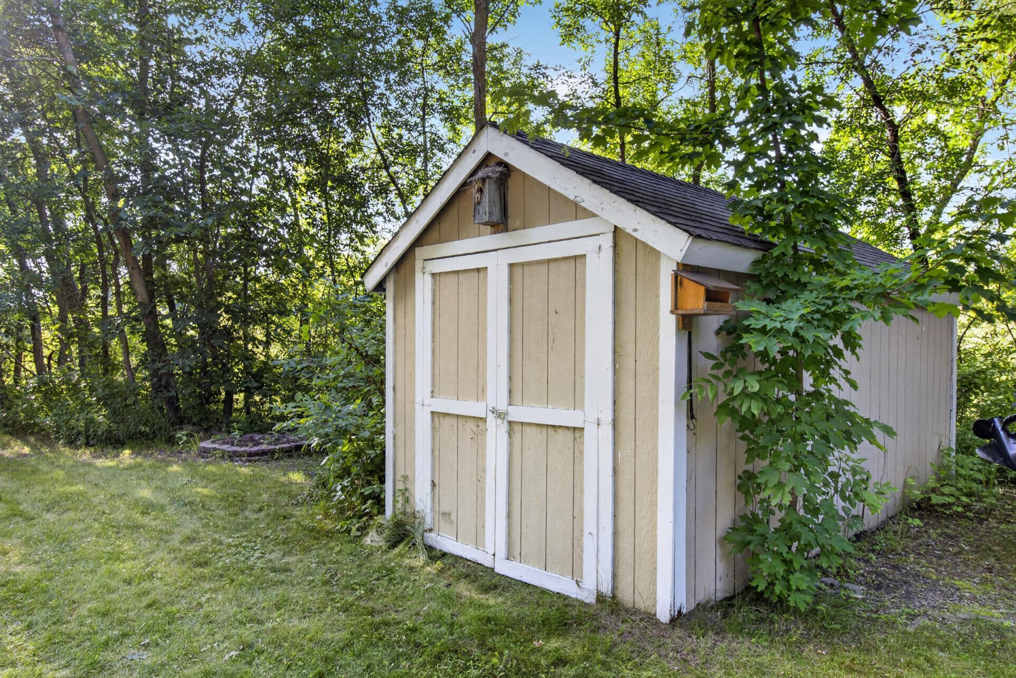 42003 Engstrom Beach Road Dent, MN 56528 - Photo 9 of 38 Gallery Image 9