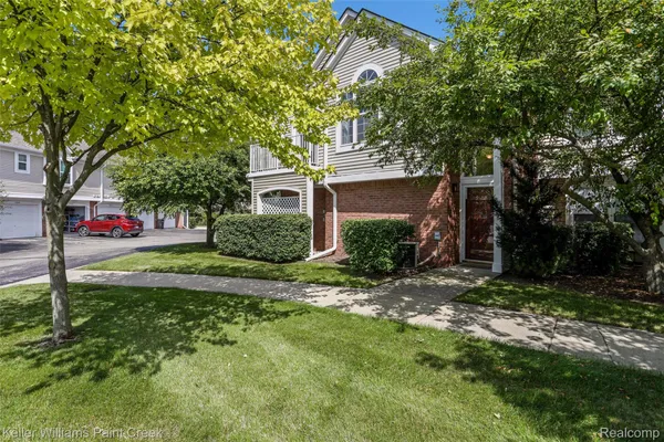 $1,700 | 56112 Troon North, Utica, MI 48316