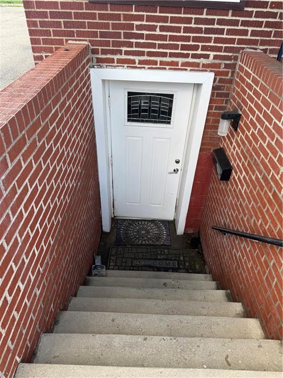 2417 Freeport Road Natrona Heights, PA 15065 - Photo 10 of 15 a view of entryway