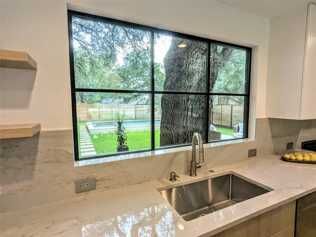 $2,495,000 | 2517 Great Oaks Parkway, Austin, TX 78756