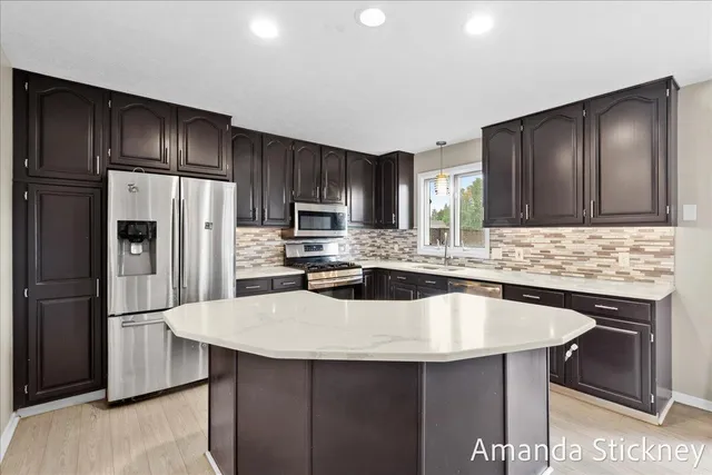 $469,900 | 6751 Vantage Drive Southeast, Caledonia, MI 49316