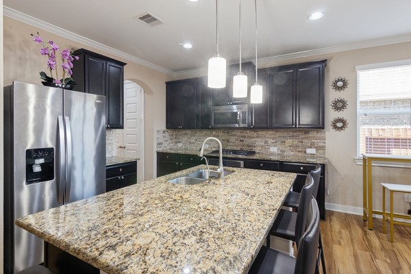1911 Thunder Ridge Way Pearland, TX 77089 - Photo 14 of 36