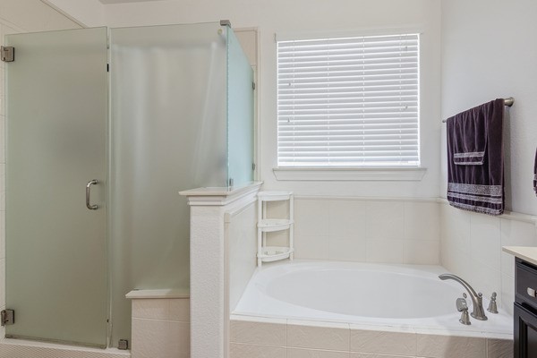 1911 Thunder Ridge Way Pearland, TX 77089 - Photo 21 of 36