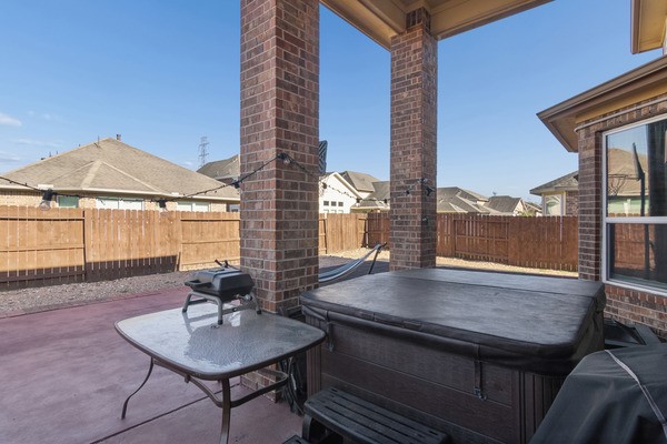 1911 Thunder Ridge Way Pearland, TX 77089 - Photo 34 of 36