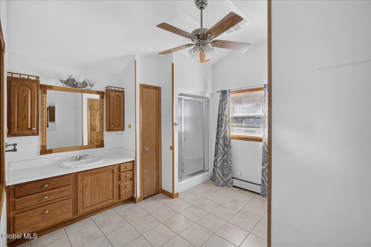 55 Hunting Road Colonie, NY 12205 - Photo 26 of 47 Primary Bath