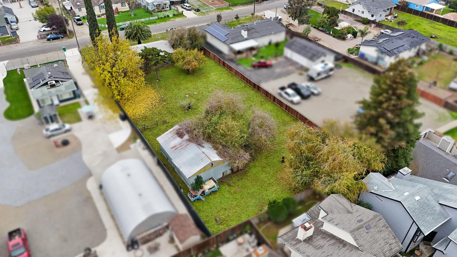 307 Joseph Road Manteca, CA 95336 - Photo 5 of 32