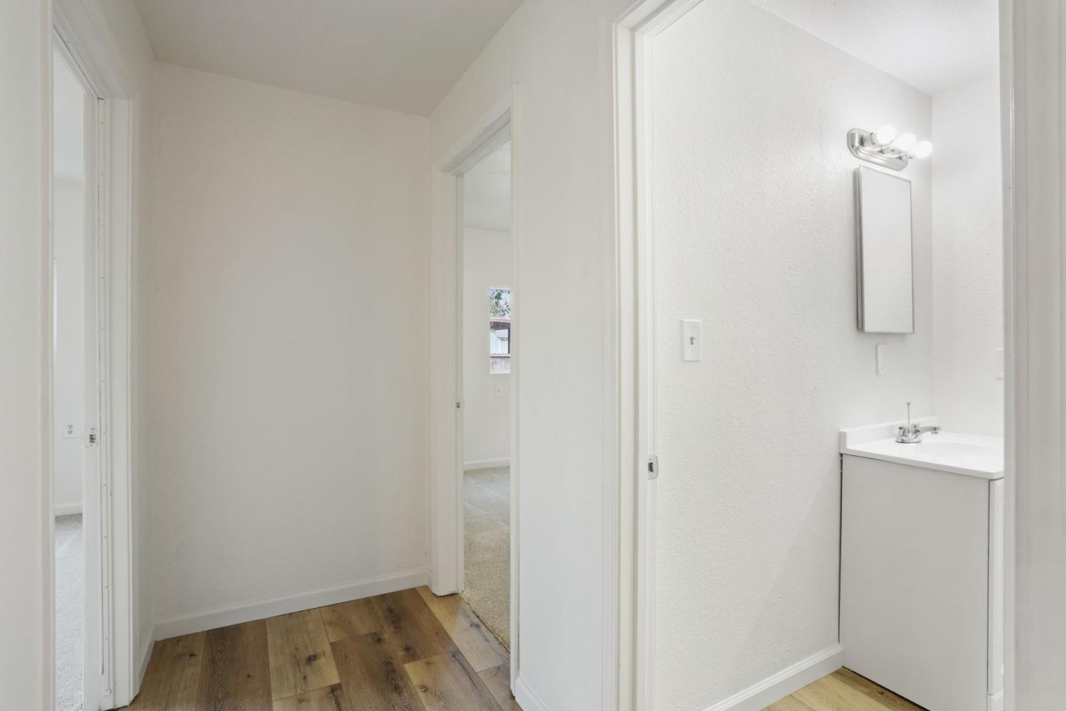 307 Joseph Road Manteca, CA 95336 - Photo 10 of 32