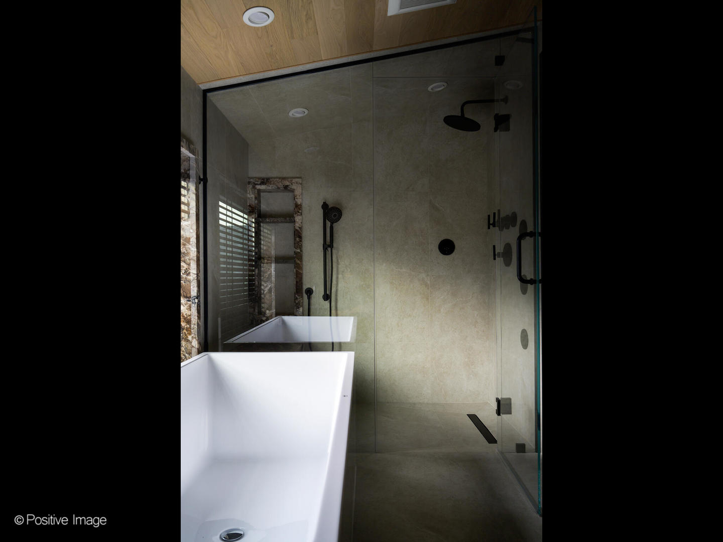 1106 Hohlfelder Road Glencoe, IL 60022 - Photo 21 of 61 a bathroom with a shower and mirror