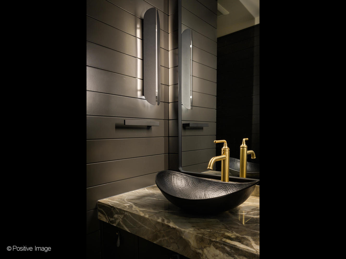 1106 Hohlfelder Road Glencoe, IL 60022 - Photo 33 of 61 a bathroom with a sink and a mirror